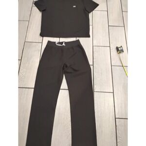 FIGS Technical Collection Scrub Set Black Size Medium V-Neck Top Pants